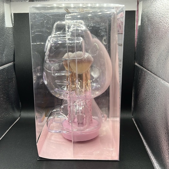 Hello Kitty Clear The Supercute Signature 6 Piece Brush Gift Set - Picture 3 of 6